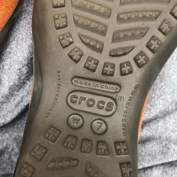 🌹🌹Crocs Water Shoes Size 7🌹🌹 - Picture 8 of 10